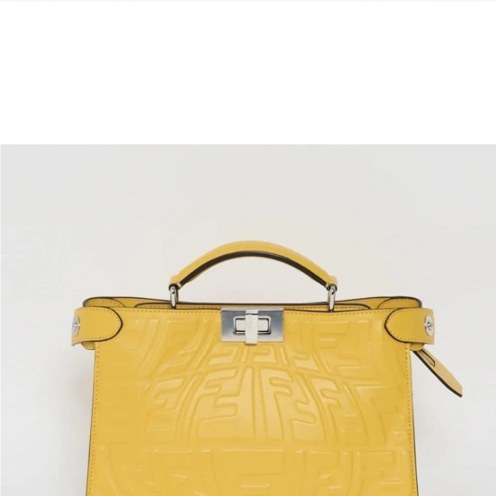 Fendi X Sarah Coleman
- Special edition ISeeU Peekaboo Handbag authentic NWT
